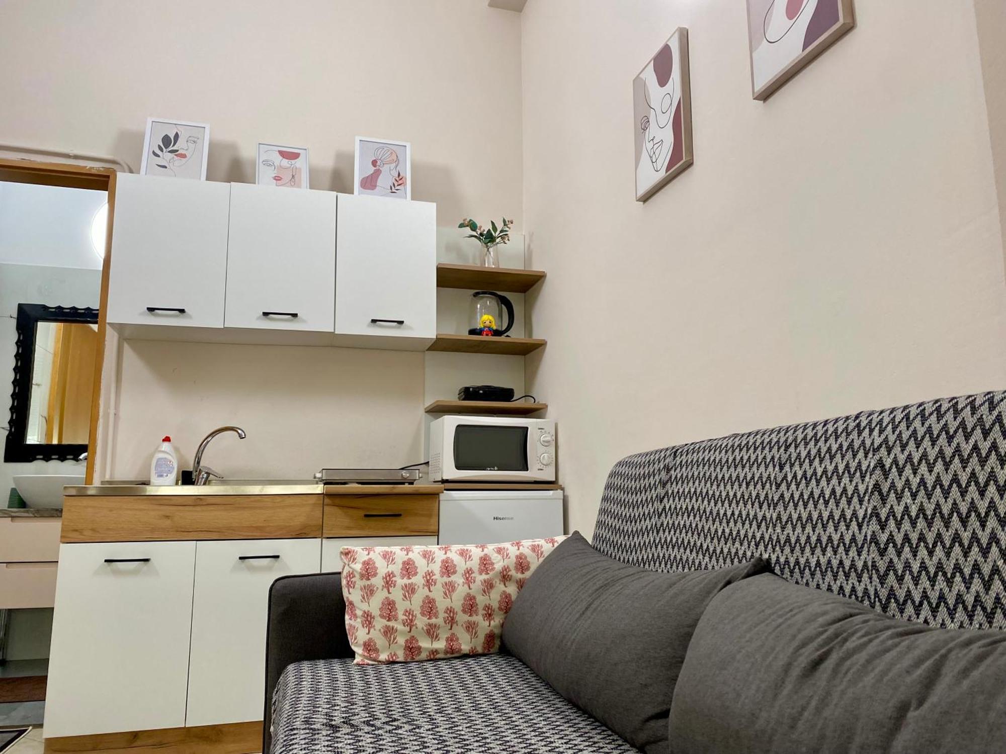 Dori'S Wilson Studio At Blloku Neighborhood Tirana Exterior foto